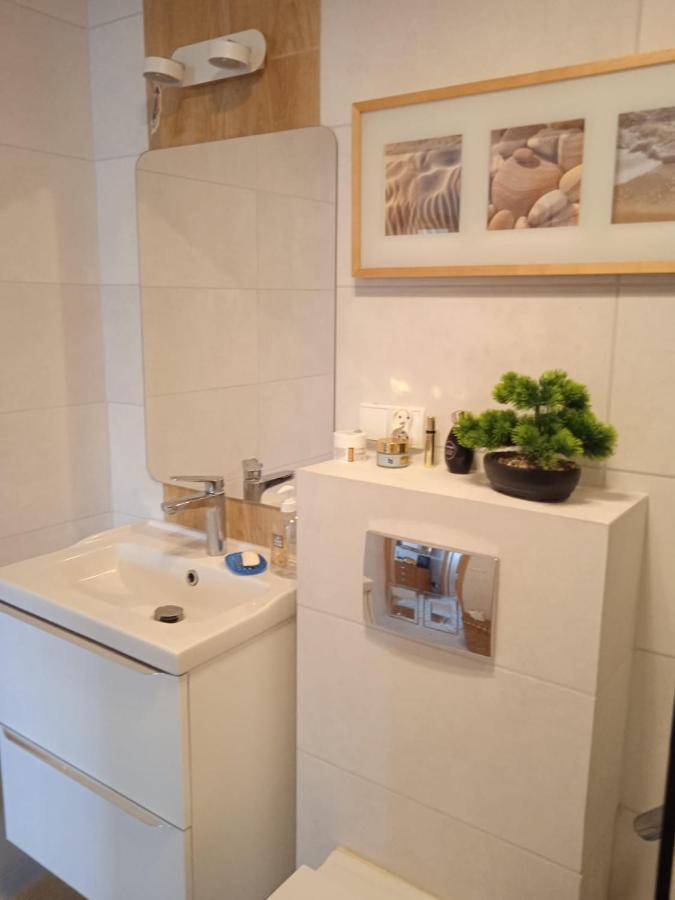 Pokoje Nad Zatoka Apartment